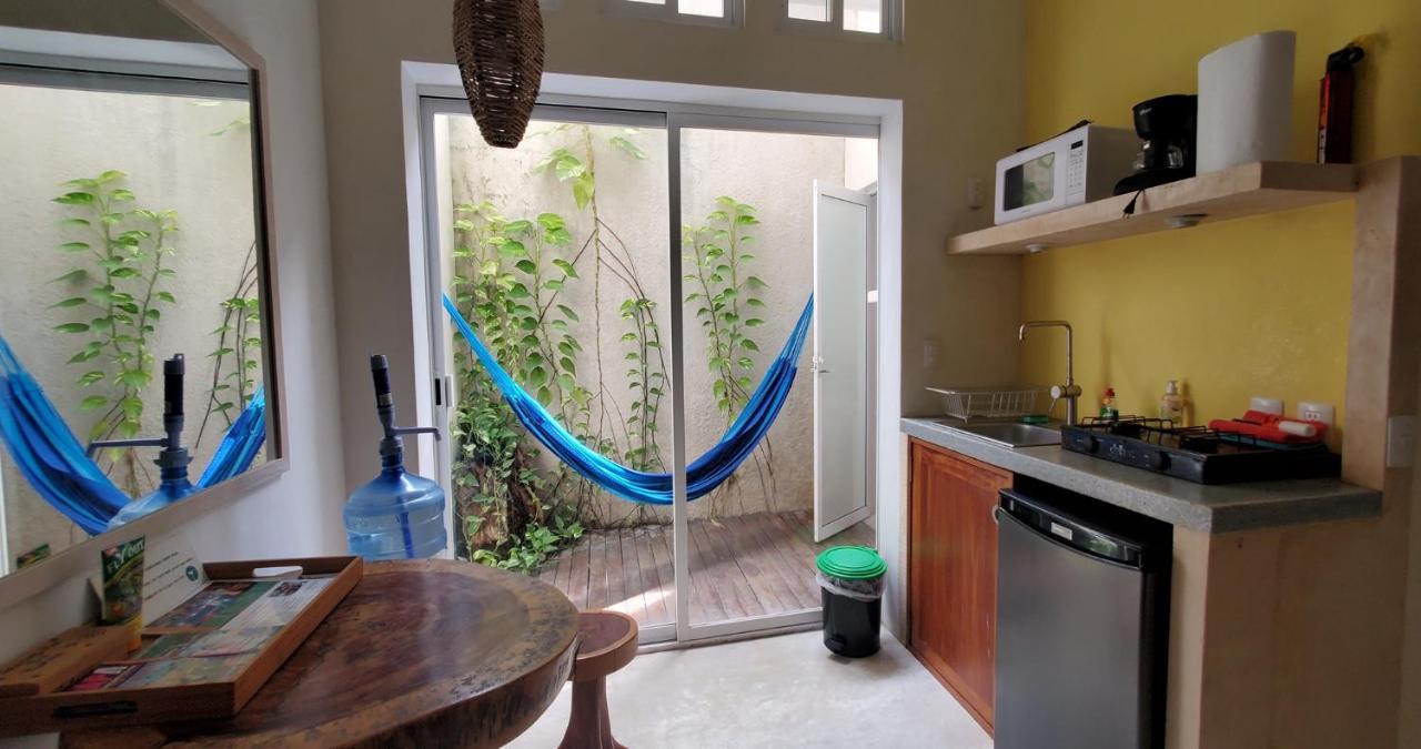 Layla Guesthouse Puerto Morelos Exterior photo